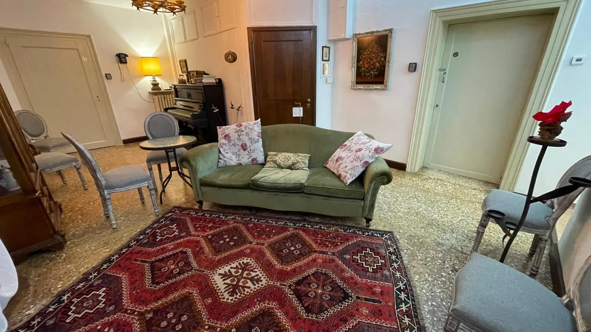 Lions Venice Guest House