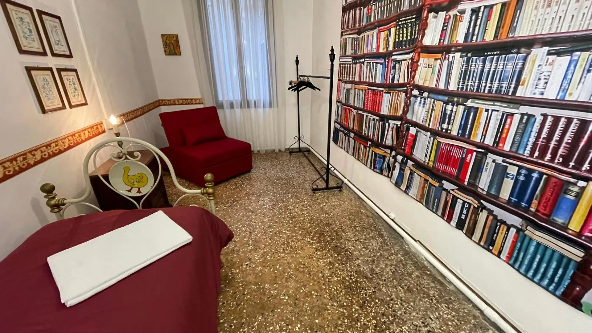 Lions Venice Guest House Italy