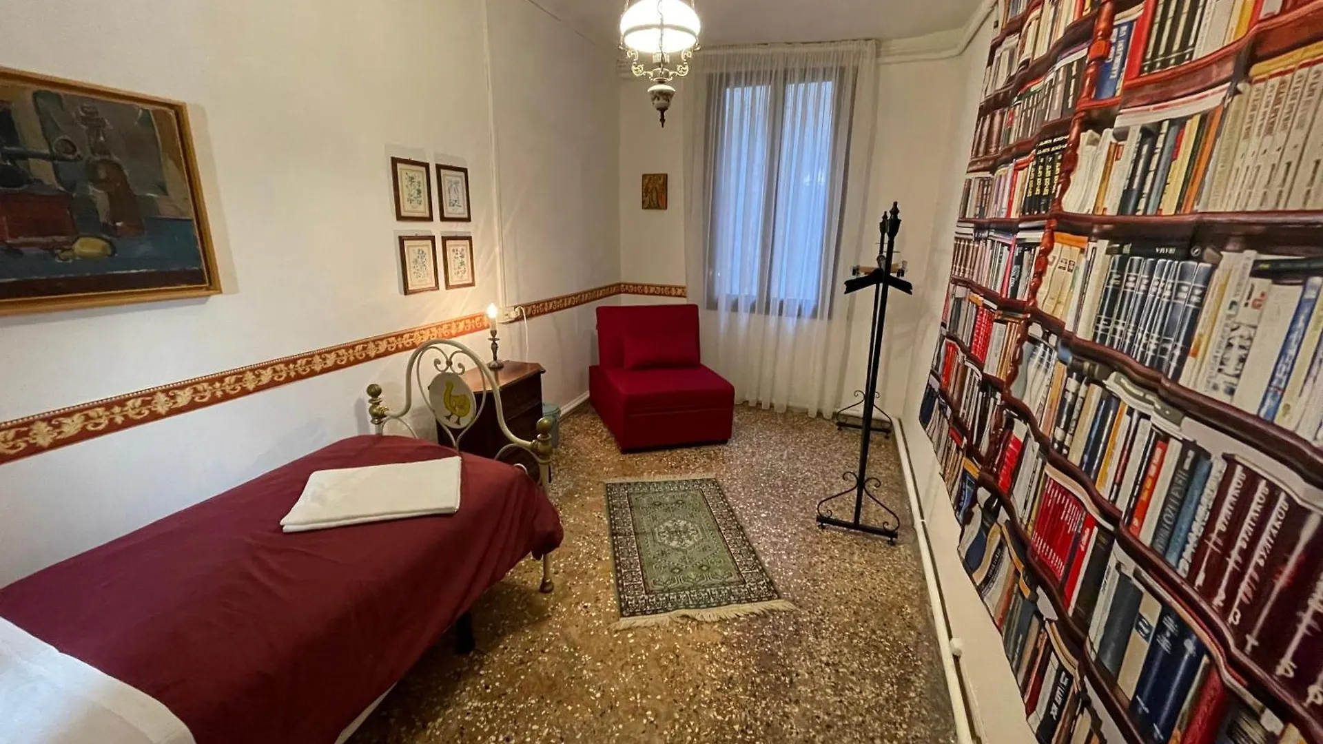 Lions Venice Guest House 0*,  Italy