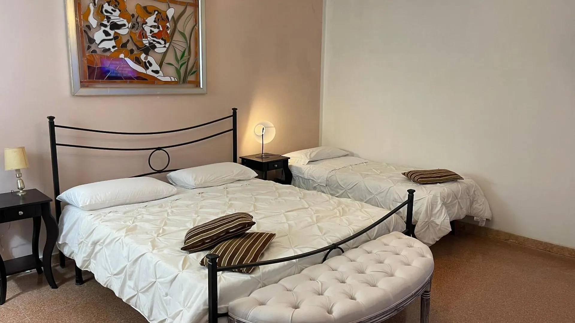 Lions Venice Guest House 0*,  Italy