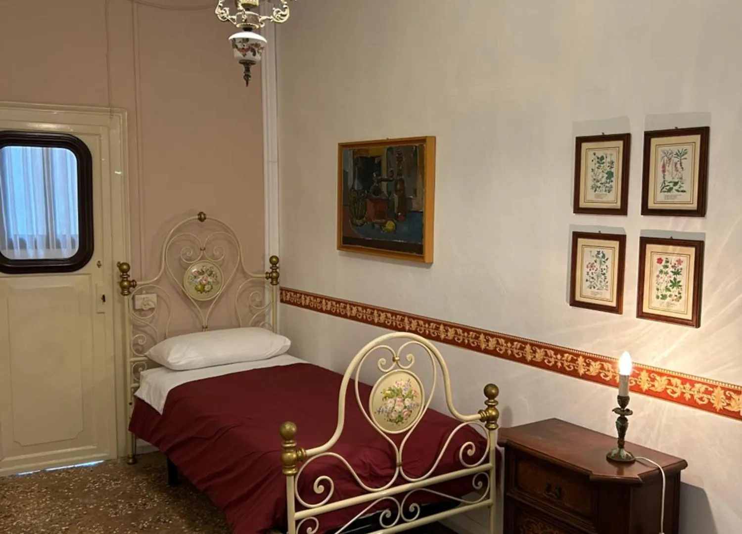 Lions Venice Guest House