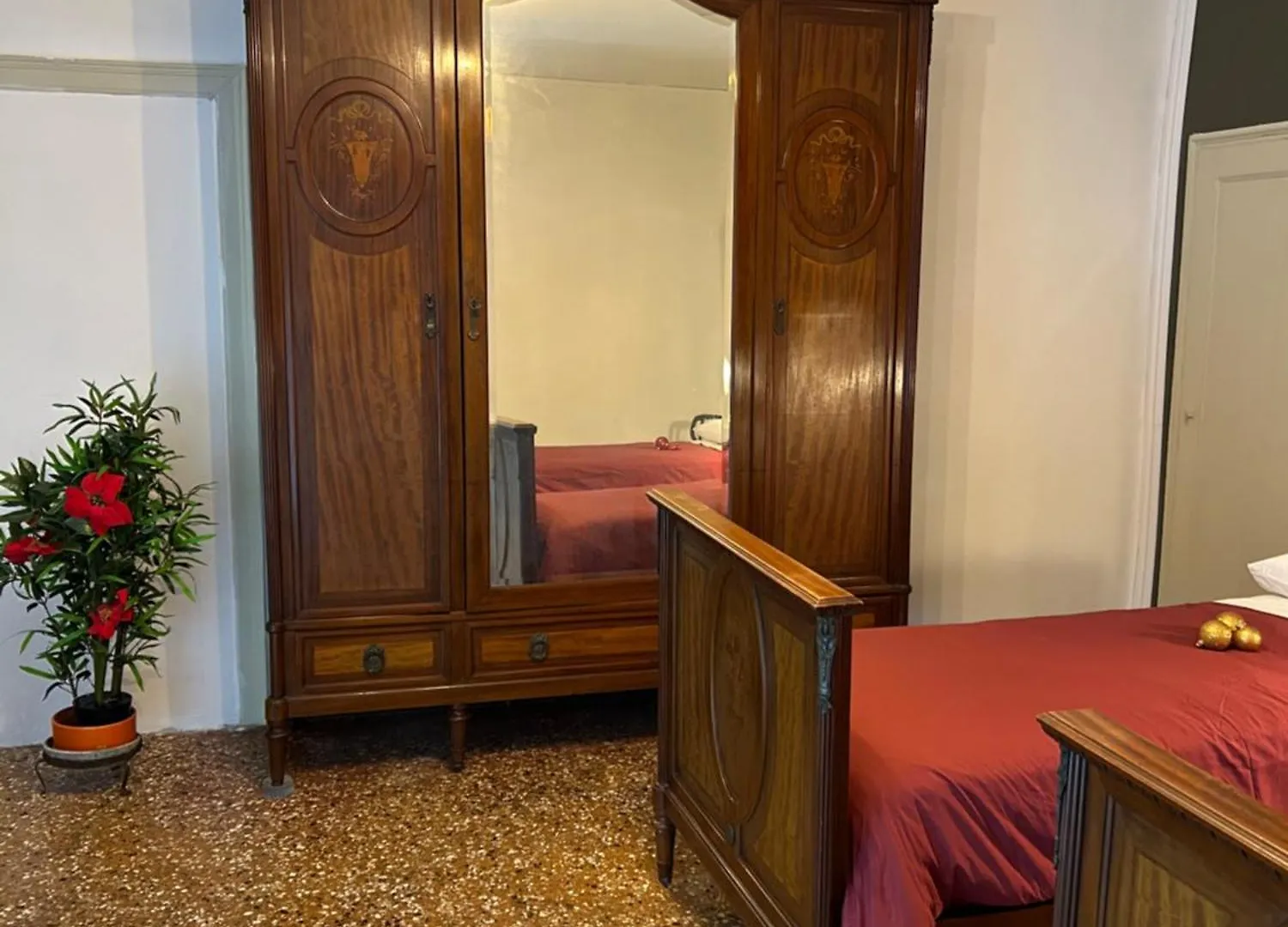 Lions Venice Guest House Italy