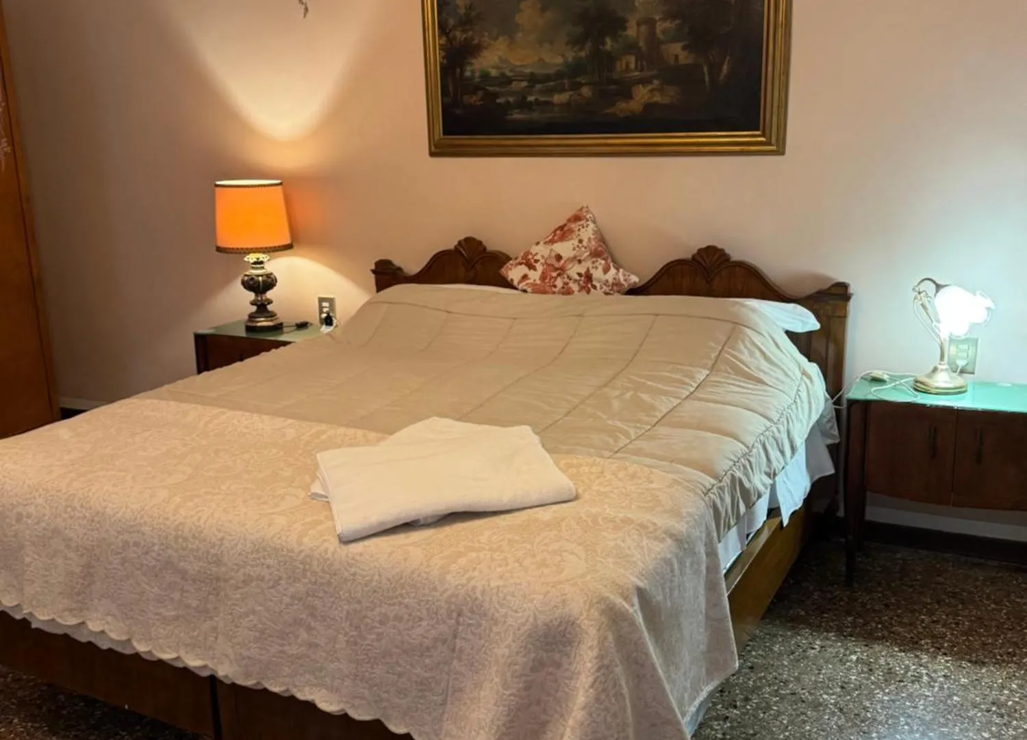 Lions Venice Guest House