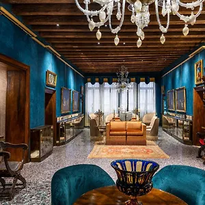 Palazzo Priuli Venice